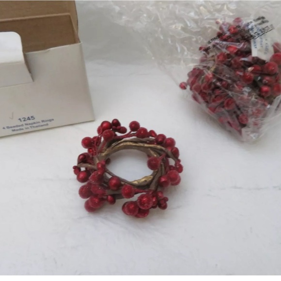 Princess House Other - 1245 Princess House Winter Garden Red Berry Napkin Rings NIB